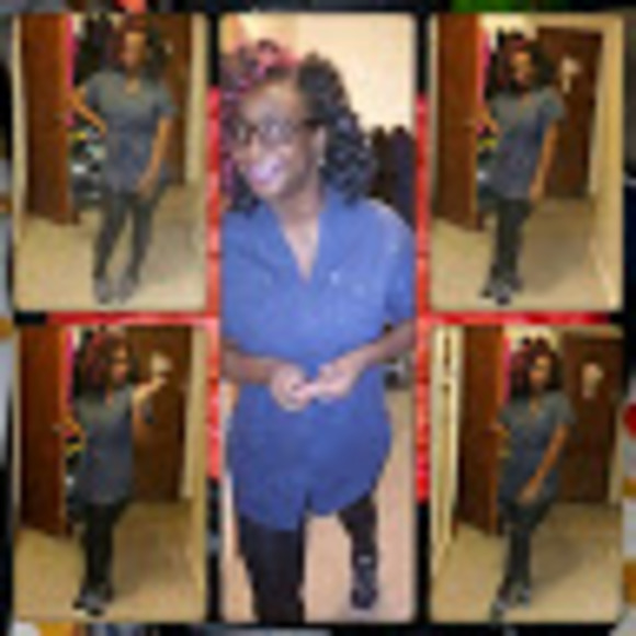 Meet your Posher, Aily - Picture 1 of 1